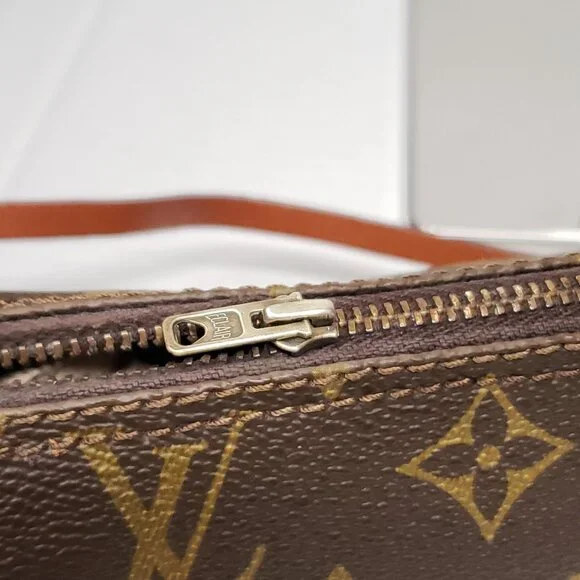 Louis Vuitton Mini Papillon Pouch  Monogram lux150-092625 - Picture 13 of 16